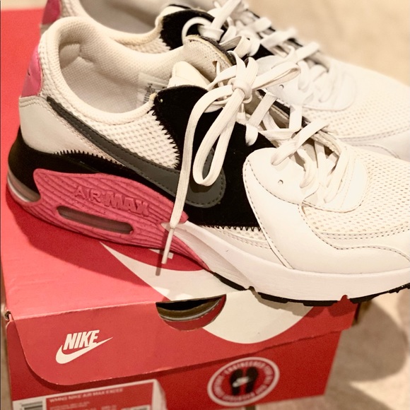 SOLD - Picture 2 of 11